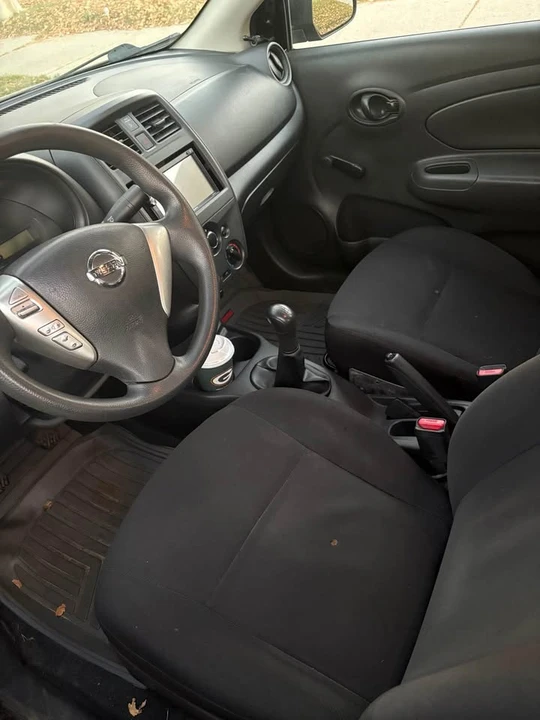 2015 Nissan Versa - Image 2 of 7