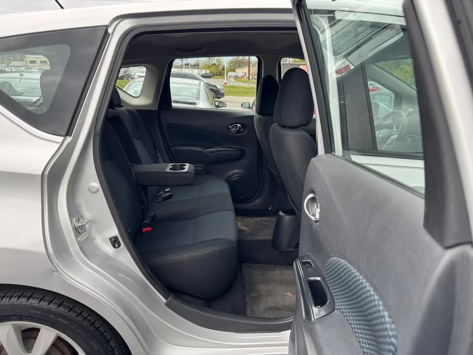 2015 Nissan Versa - Image 10 of 18