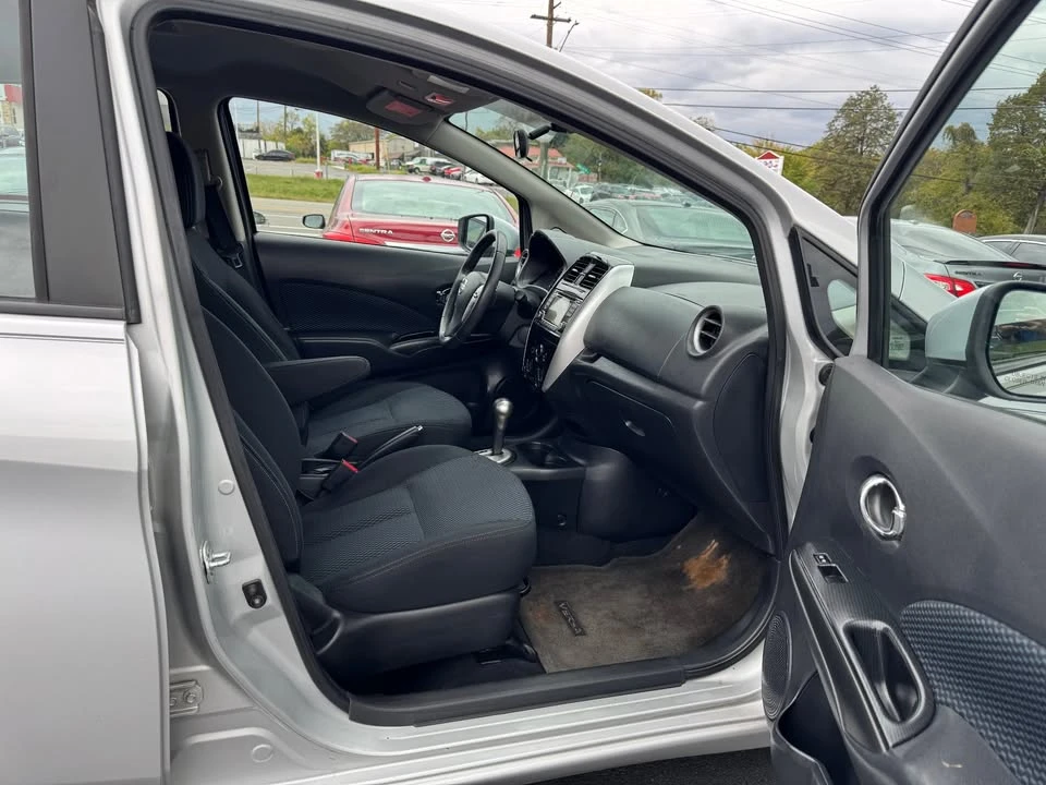 2015 Nissan Versa - Image 8 of 18