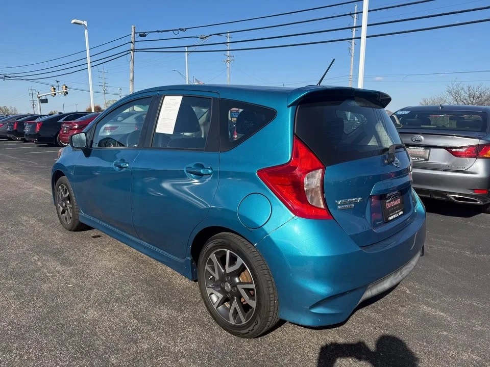 2015 Nissan Versa - Image 4 of 12