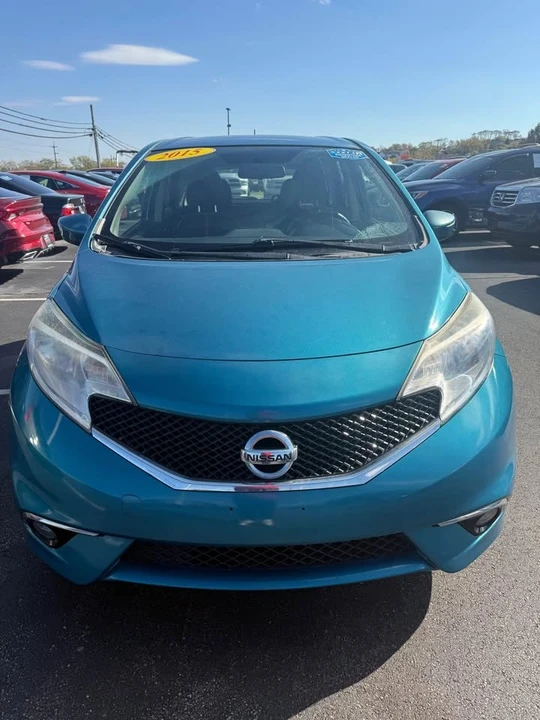 2015 Nissan Versa - Image 2 of 12