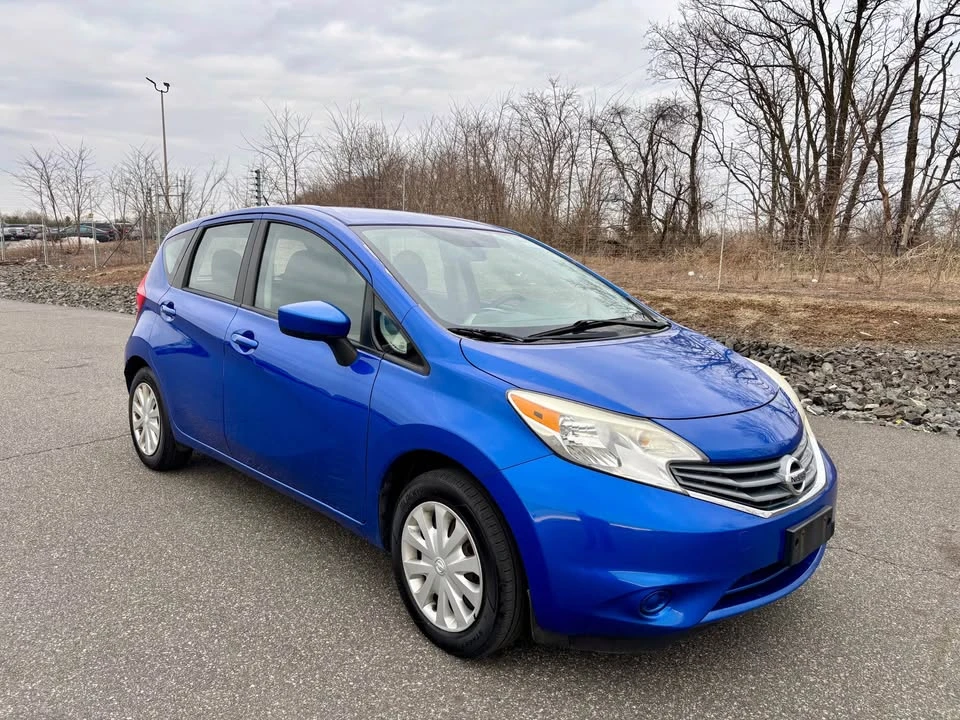 2015 Nissan Versa - Image 3 of 12