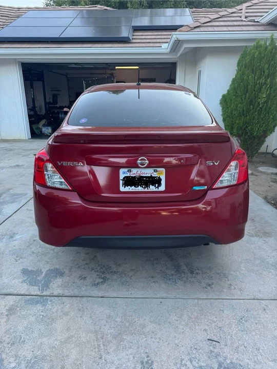 2015 Nissan Versa - Image 2 of 14