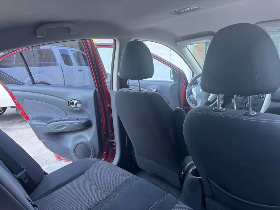 2015 Nissan Versa - Image 11 of 14
