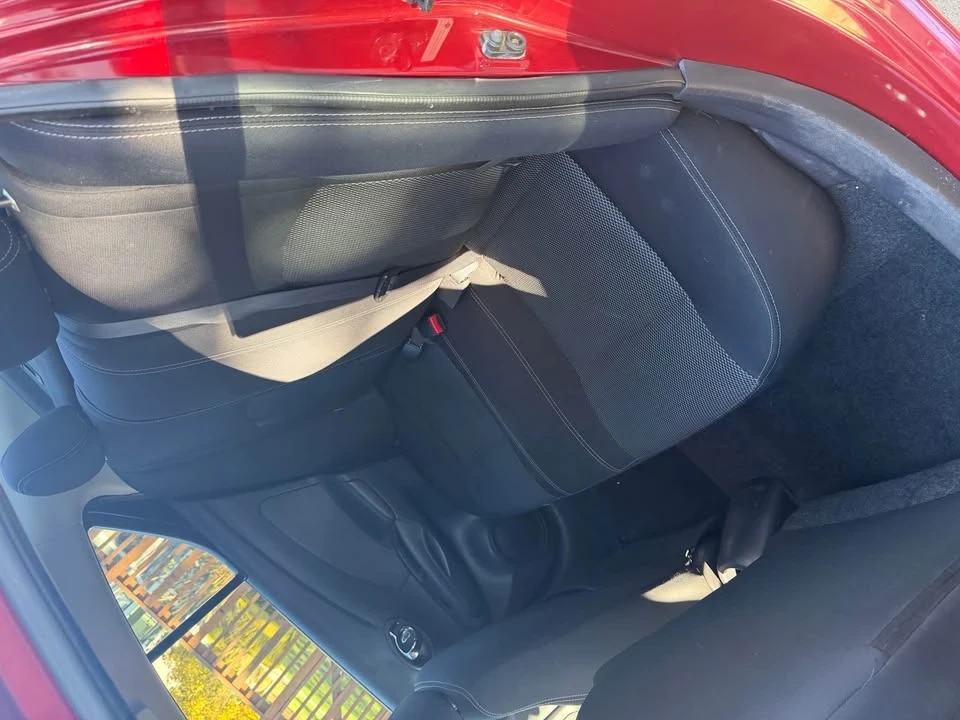 2015 Nissan Versa - Image 4 of 12