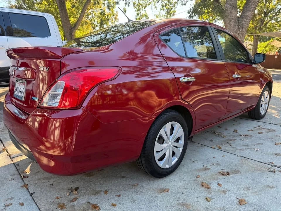 2015 Nissan Versa - Image 9 of 12