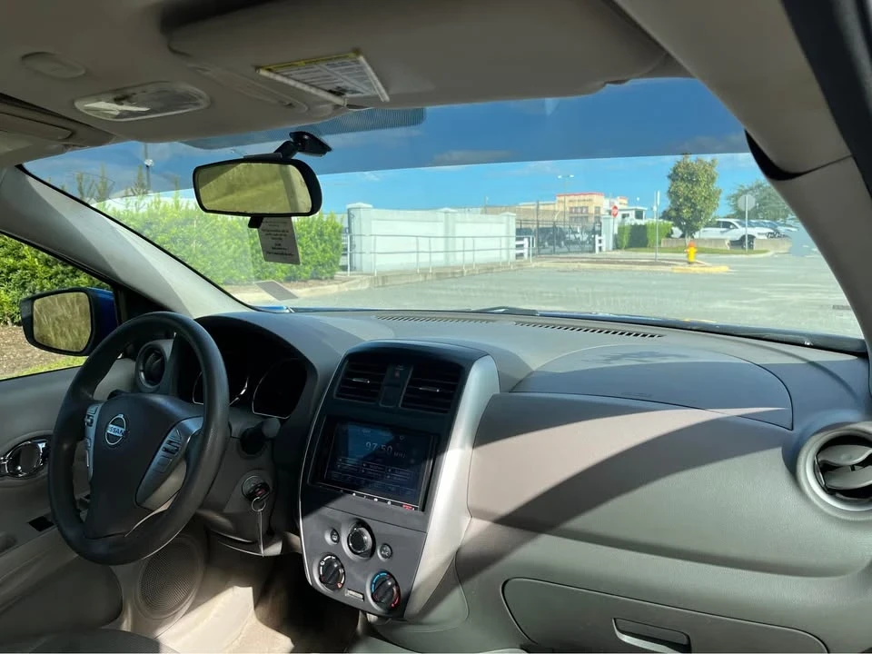 2015 Nissan Versa - Image 8 of 11