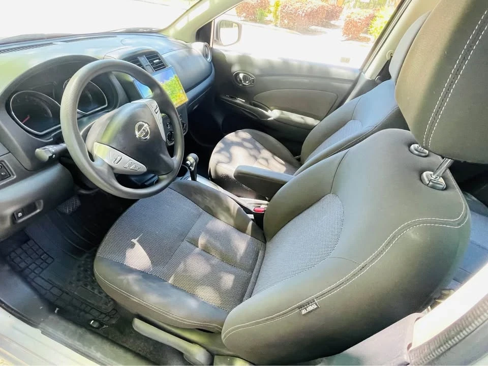 2015 Nissan Versa - Image 10 of 16