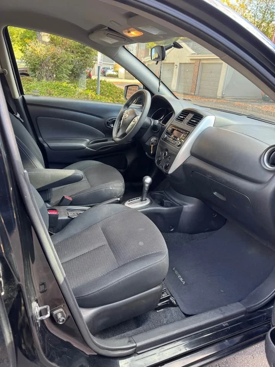 2015 Nissan Versa - Image 10 of 16
