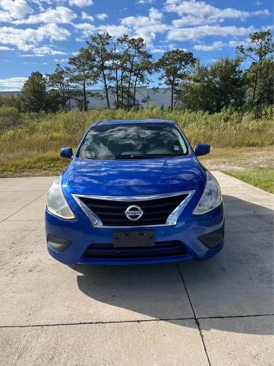 2015 Nissan Versa - Image 2 of 11