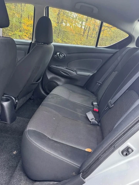 2015 Nissan Versa - Image 9 of 11