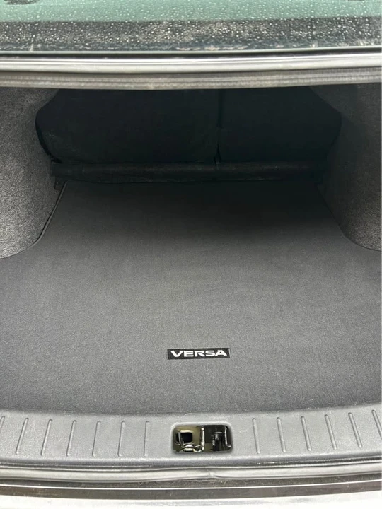 2015 Nissan Versa - Image 13 of 13