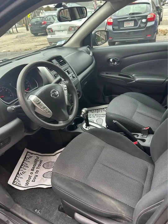 2015 Nissan Versa - Image 7 of 13