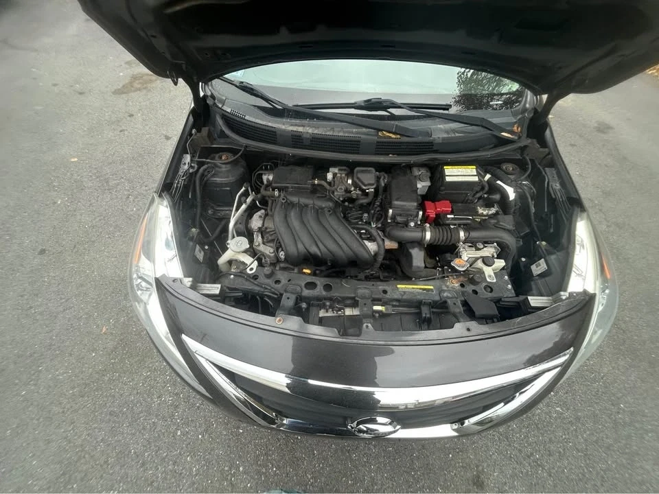 2015 Nissan Versa - Image 12 of 13
