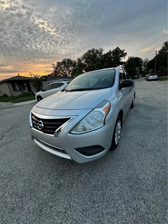 2015 Nissan Versa - Image 3 of 13