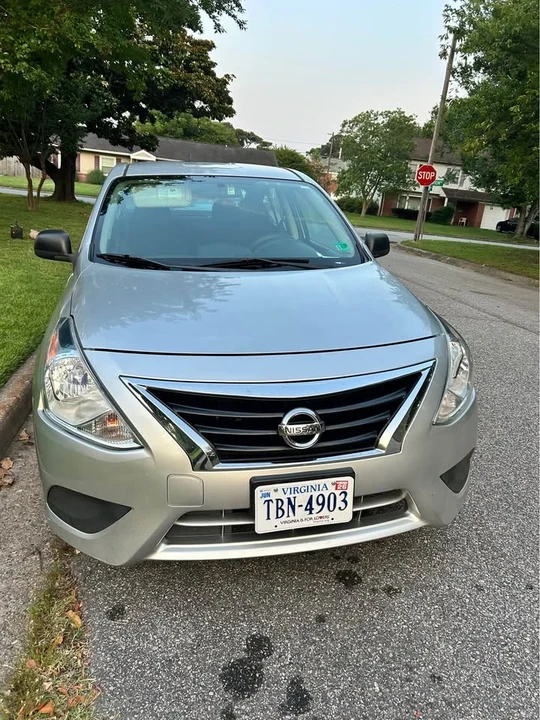2015 Nissan Versa - Image 5 of 7
