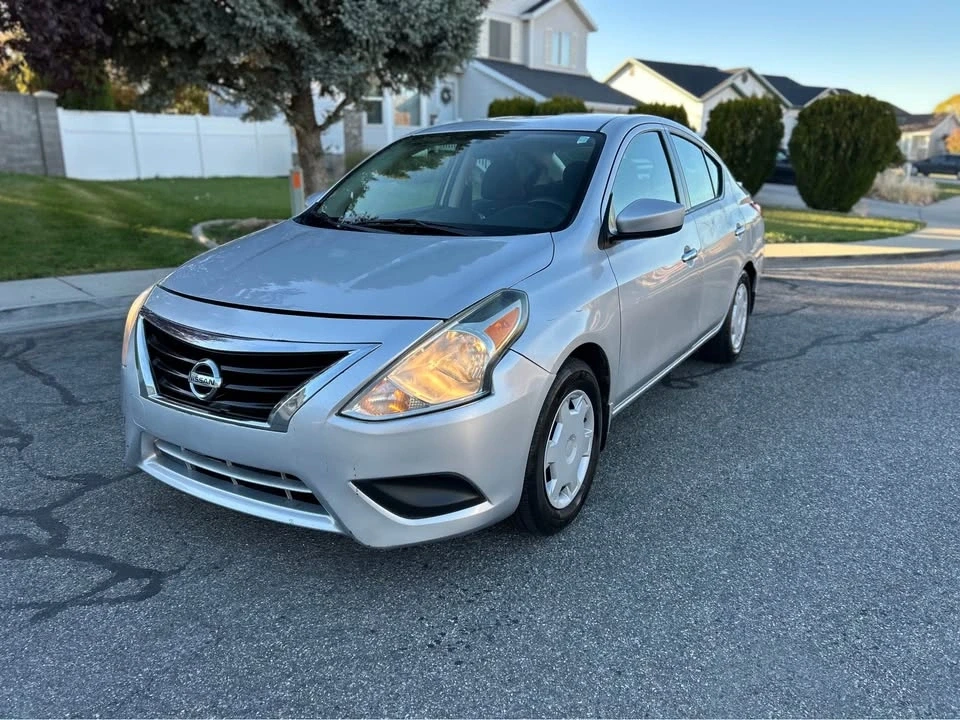 2015 Nissan Versa - Image 6 of 8