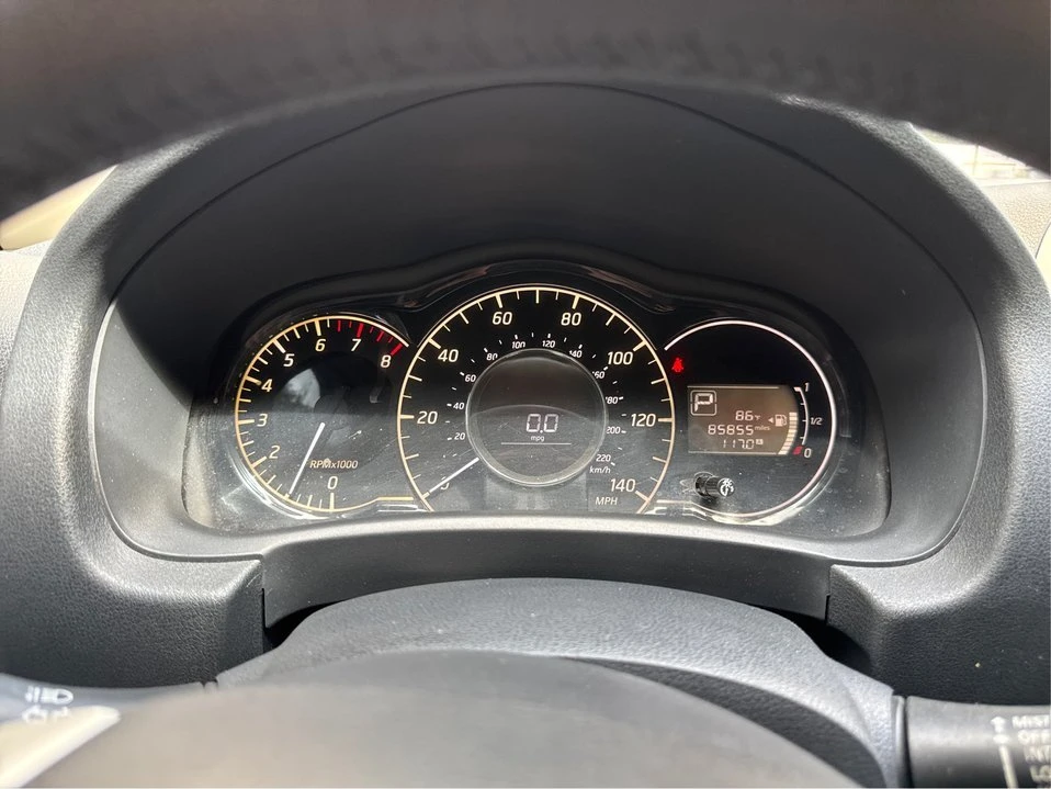2015 Nissan Versa - Image 18 of 20
