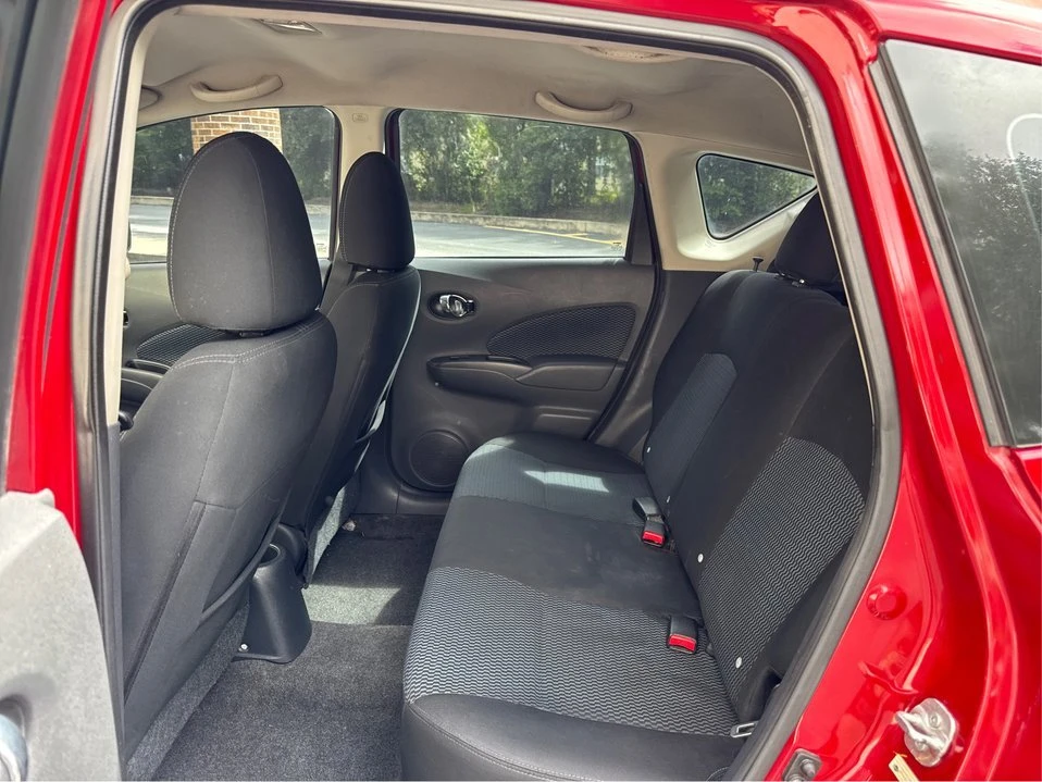 2015 Nissan Versa - Image 10 of 20