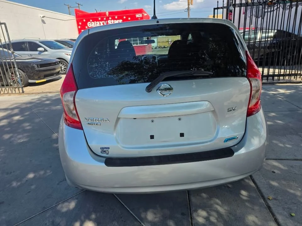 2015 Nissan Versa - Image 6 of 13