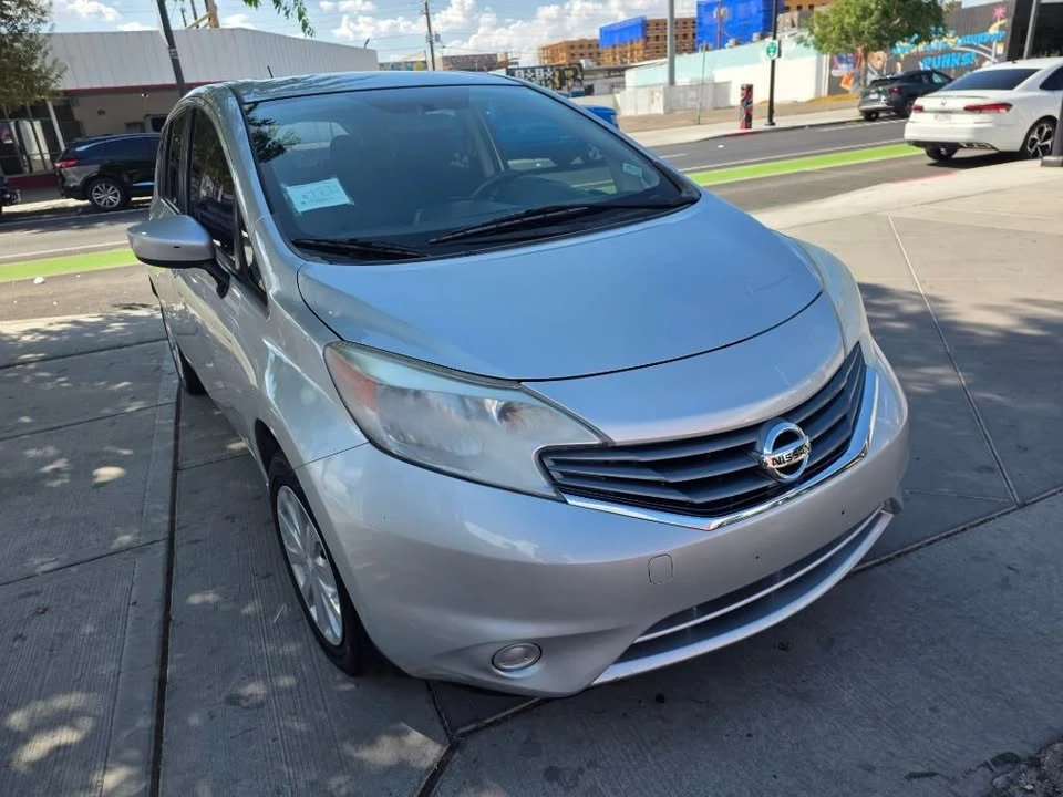 2015 Nissan Versa - Image 2 of 13