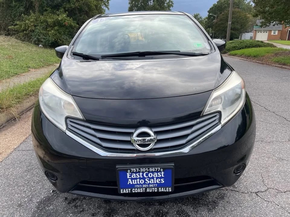 2015 Nissan Versa - Image 9 of 13
