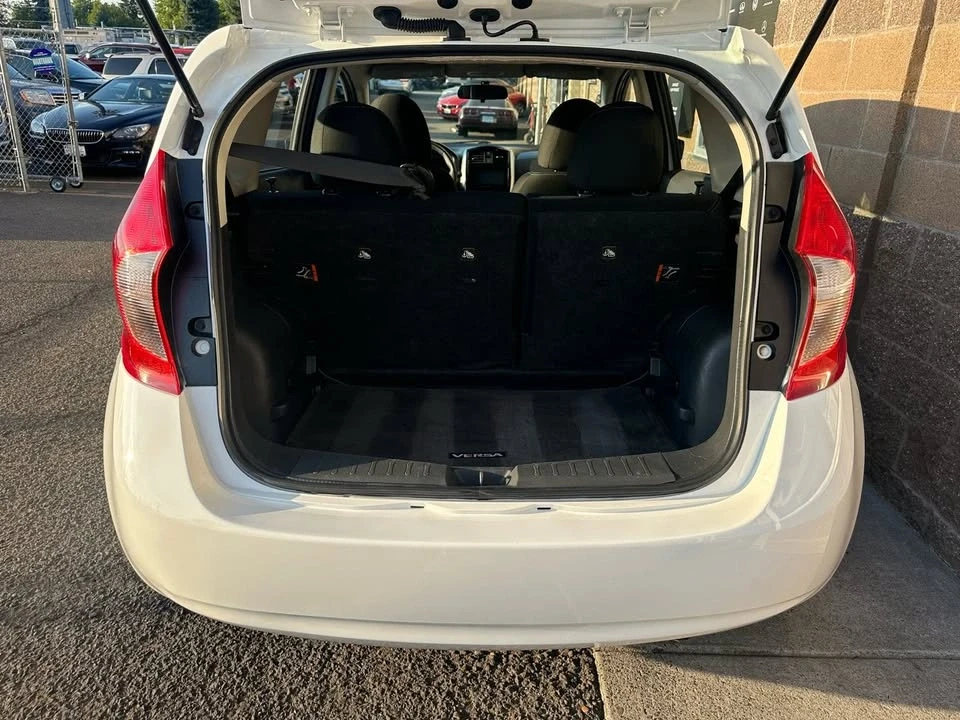 2015 Nissan Versa - Image 6 of 18