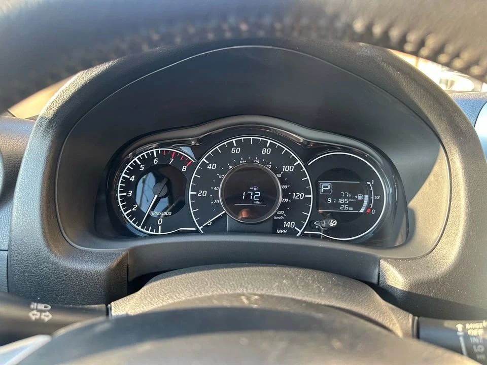 2015 Nissan Versa - Image 13 of 18