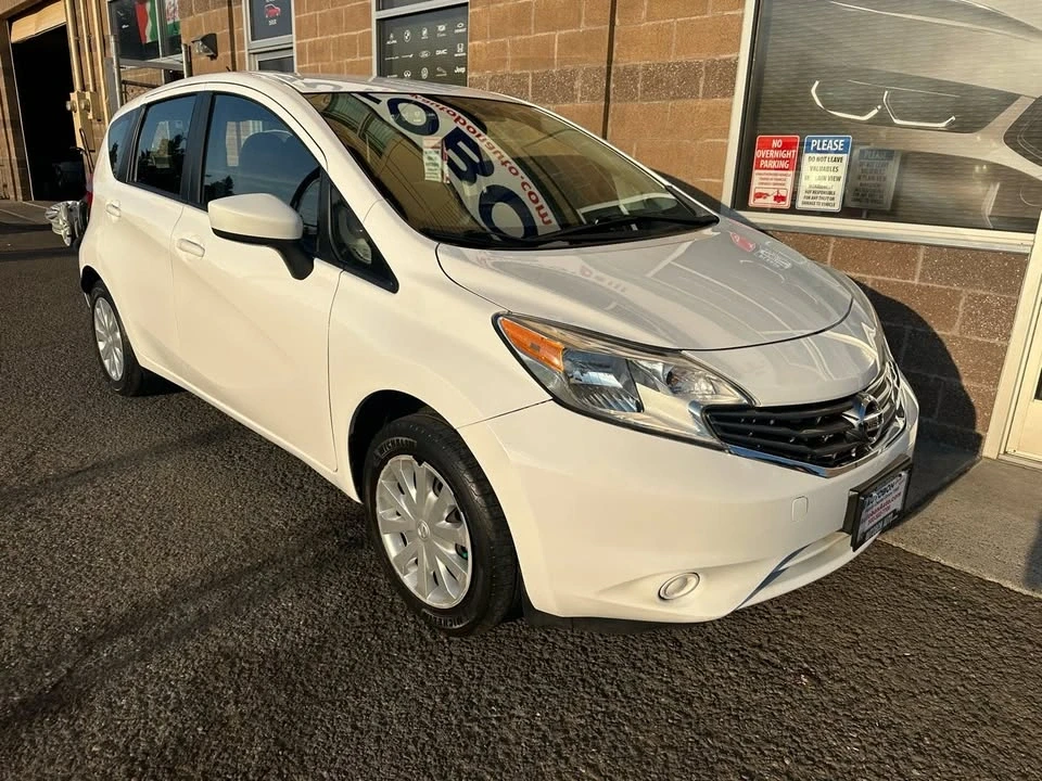 2015 Nissan Versa - Image 14 of 18