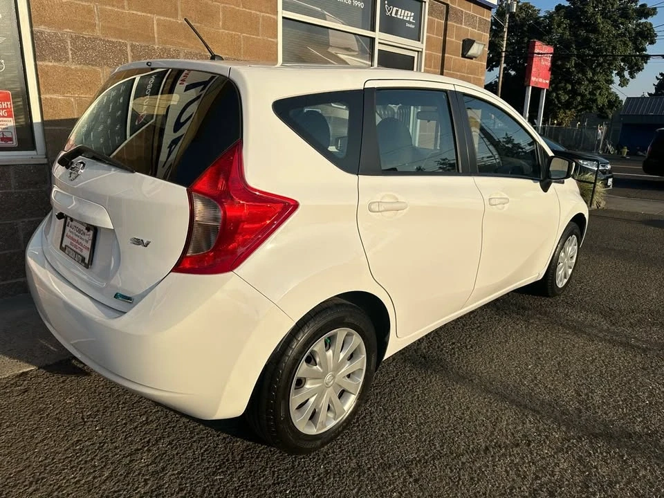 2015 Nissan Versa - Image 16 of 18