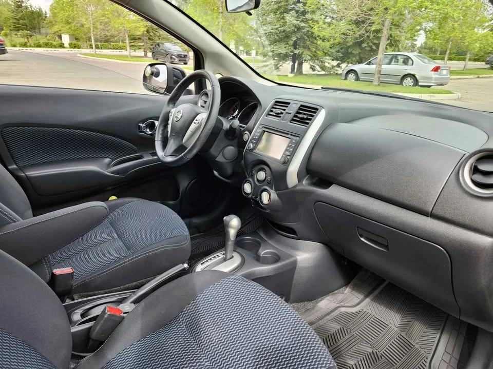 2015 Nissan Versa - Image 9 of 20