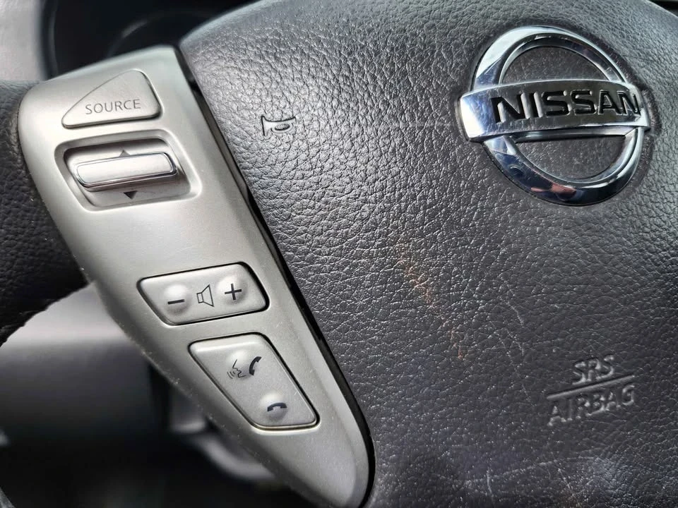 2015 Nissan Versa - Image 17 of 20