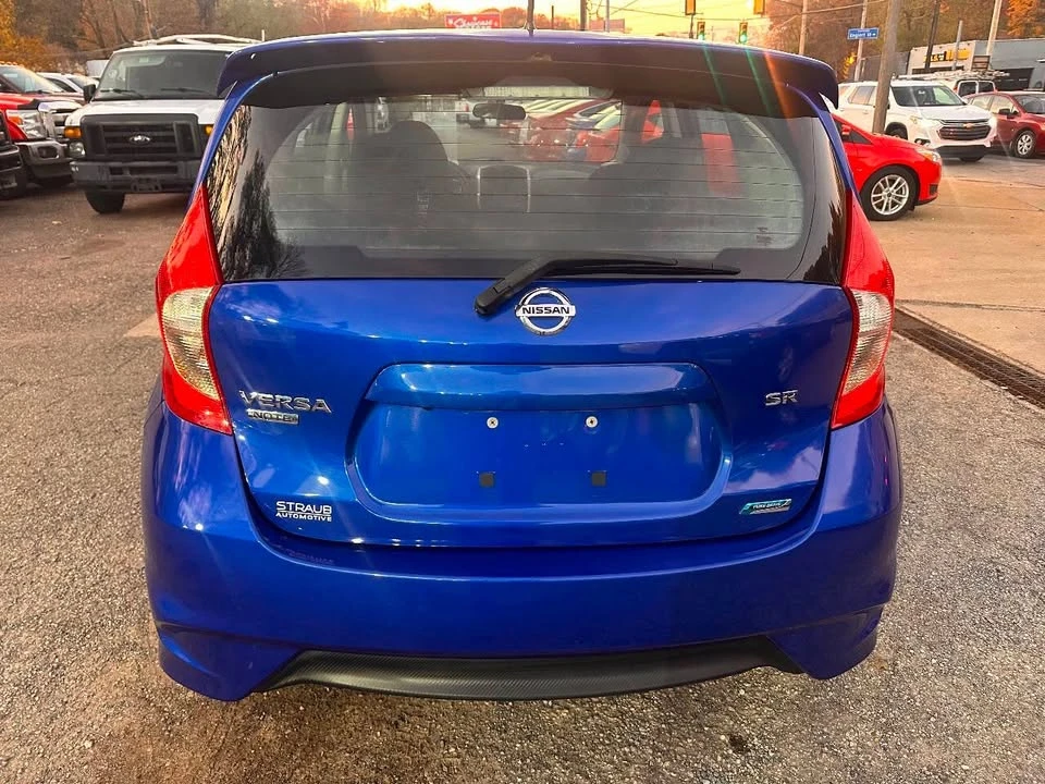 2015 Nissan Versa - Image 5 of 16