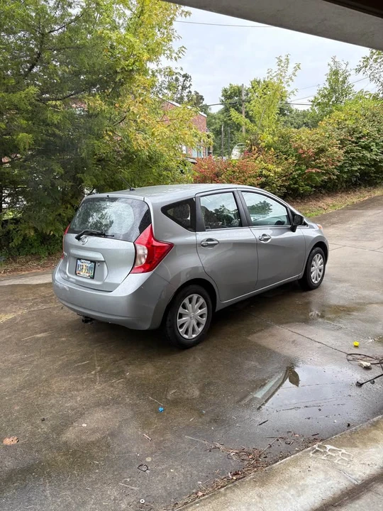 2015 Nissan Versa - Image 5 of 12