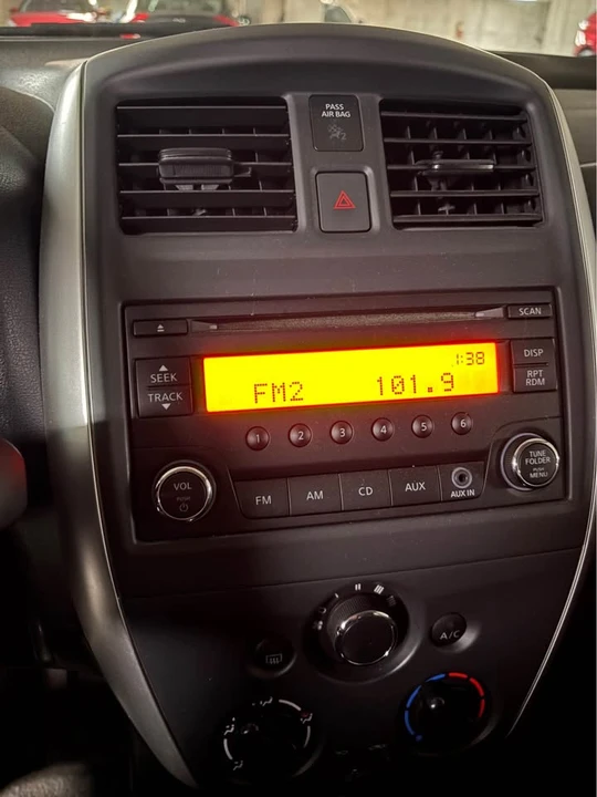 2015 Nissan Versa - Image 9 of 12