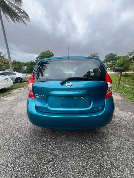 2015 Nissan Versa - Image 5 of 12