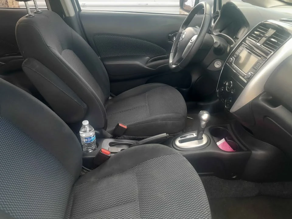2015 Nissan Versa - Image 4 of 10