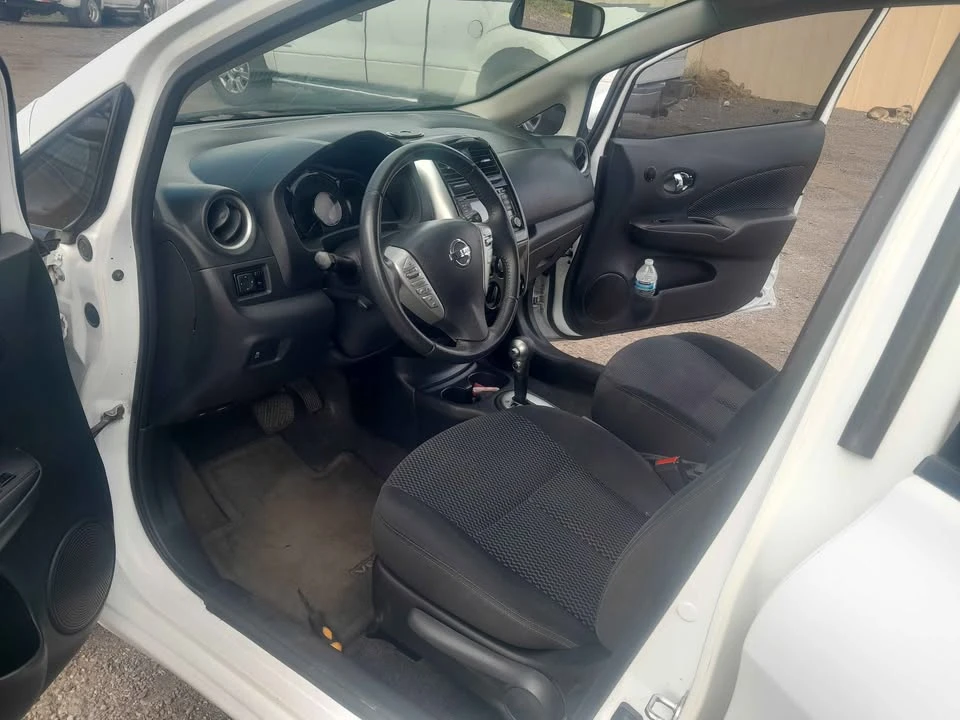 2015 Nissan Versa - Image 8 of 10