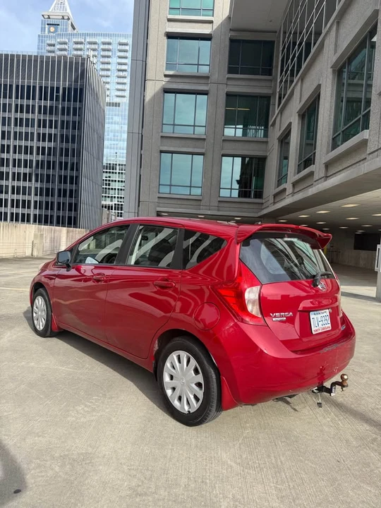 2015 Nissan Versa - Image 9 of 16