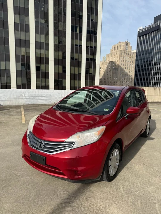 2015 Nissan Versa - Image 4 of 16