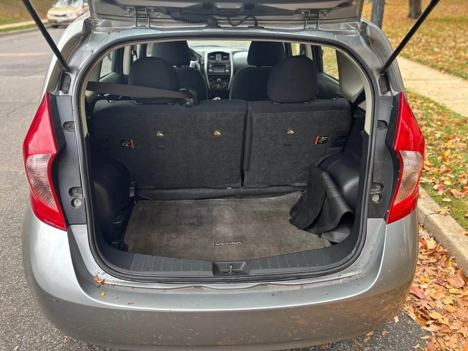 2015 Nissan Versa - Image 10 of 15