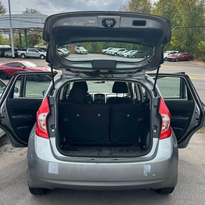 2015 Nissan Versa - Image 15 of 16
