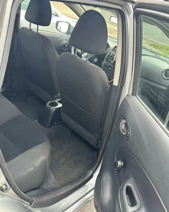 2015 Nissan Versa - Image 8 of 16