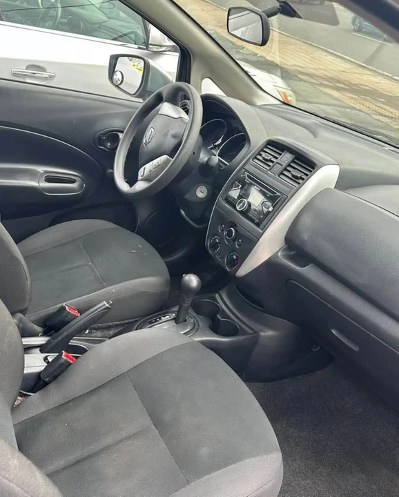 2015 Nissan Versa - Image 7 of 16