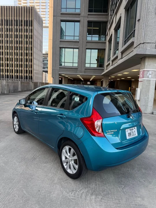 2015 Nissan Versa - Image 7 of 19