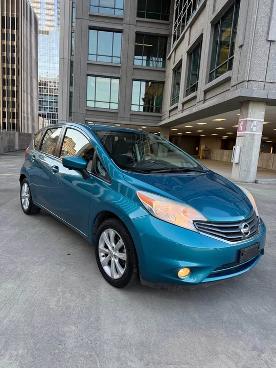 2015 Nissan Versa - Image 2 of 19