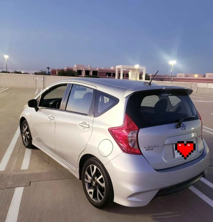 2015 Nissan Versa - Image 3 of 8
