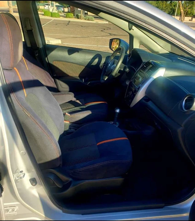 2015 Nissan Versa - Image 5 of 7