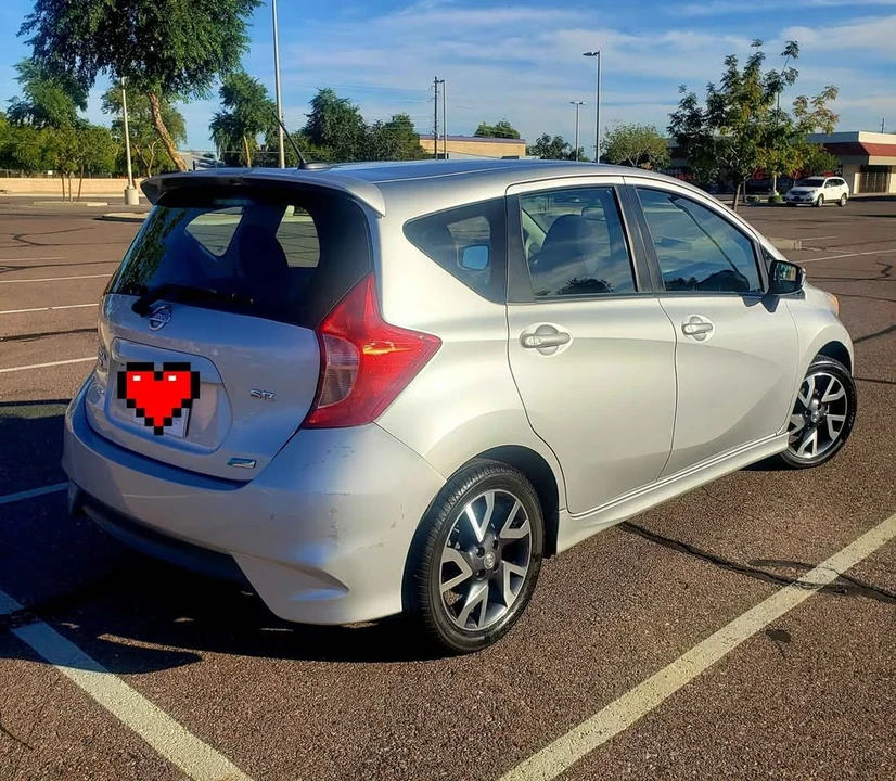 2015 Nissan Versa - Image 3 of 8