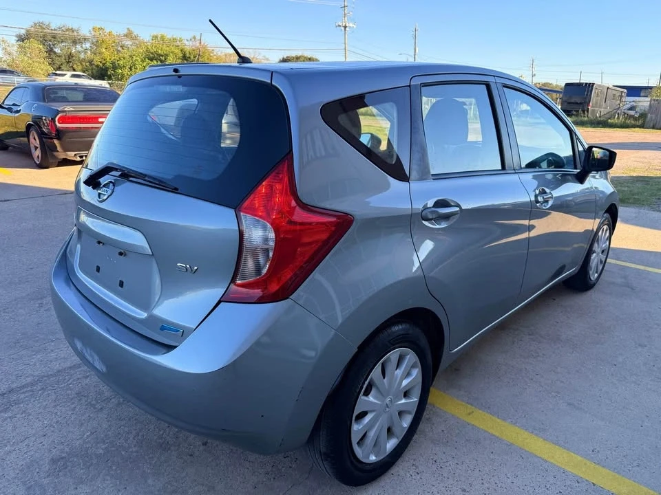 2015 Nissan Versa - Image 7 of 20